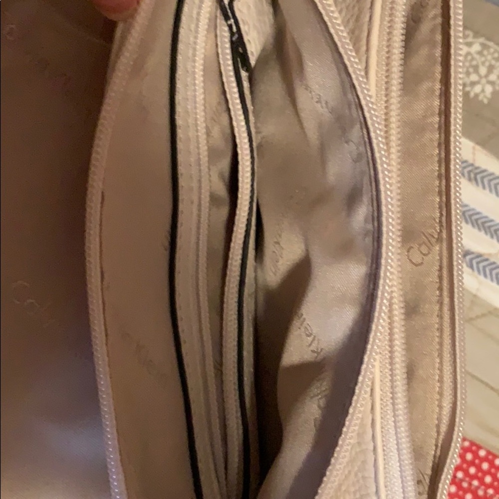 Calvin Klein crossbody - Picture 5 of 6